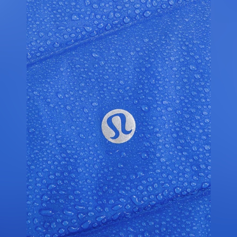 NWOT Lululemon Down for It All Jacket Pipe Dream Blue ! - Picture 4 of 9